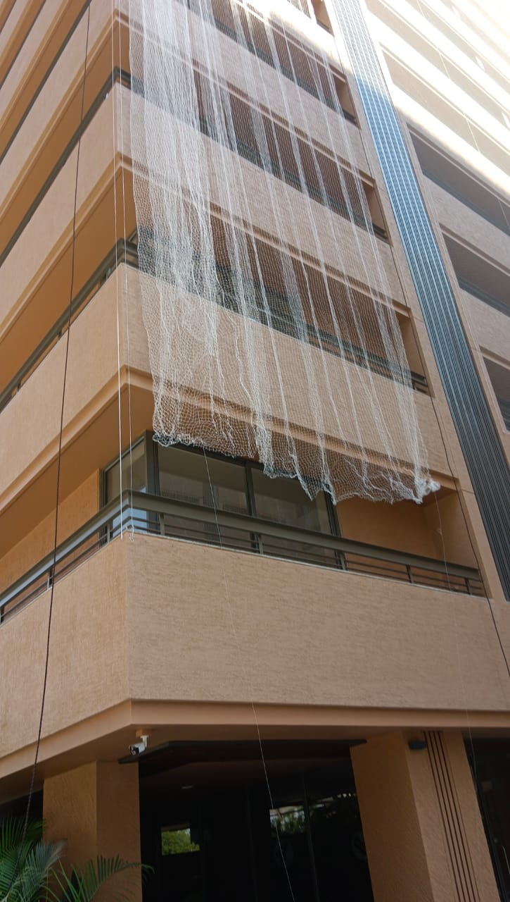 Terrace safety net